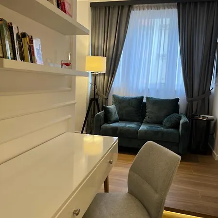 Apartament Red Riding Hood *